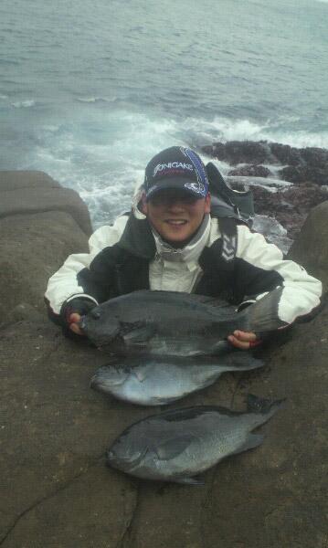 鹿児島県佐多岬でクロ の釣果 12 12 18 みやつり