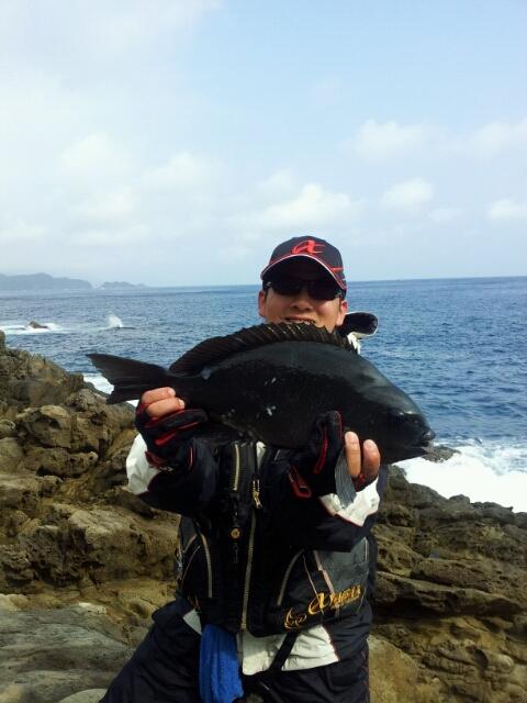 鹿児島県佐多岬でメジナ の釣果 13 02 04 みやつり